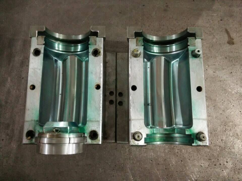 Space cup and water cup mould