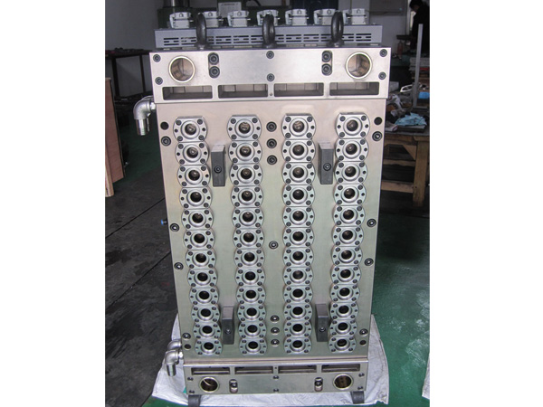 48-in-1 bottle blank mould