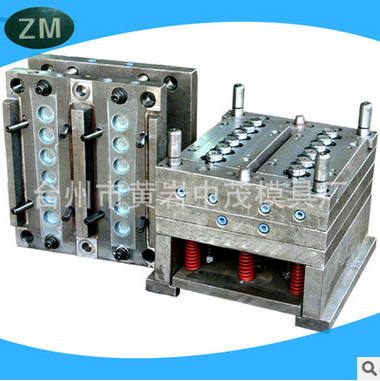 12-in-1 needle valve type bottle blank mould